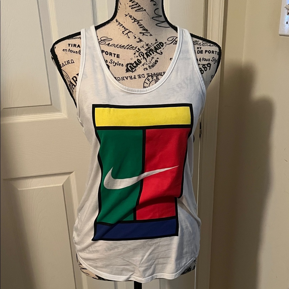 Nike Women's Multicolor Graphic Tank Top